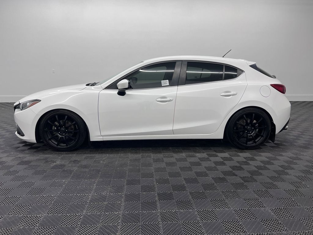 Used 2016 Mazda Mazda3 i Sport Hatchback