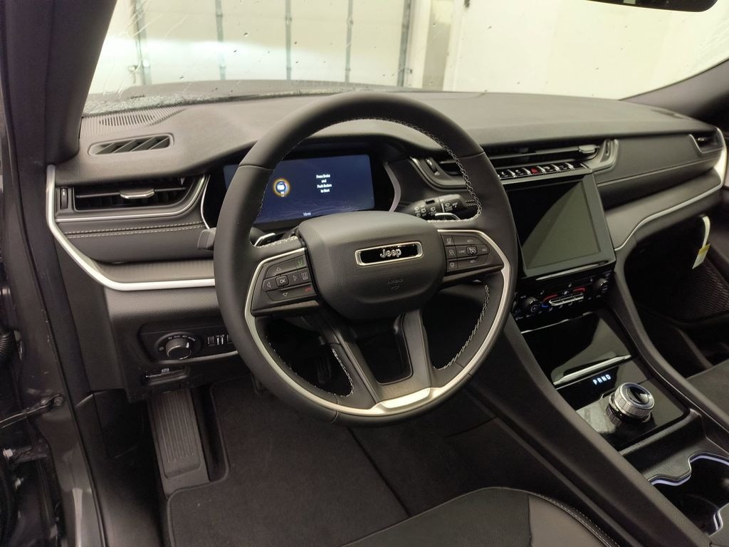 New 2025 Jeep Grand Cherokee L Altitude X Sport Utility