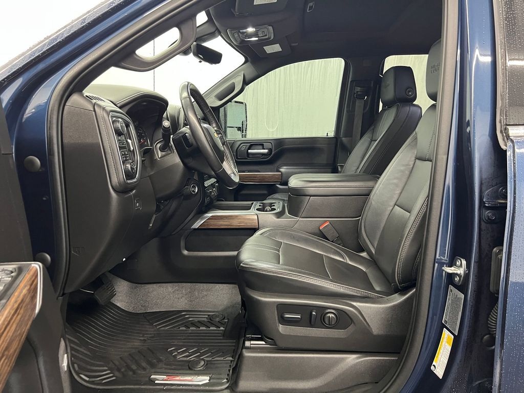 Used 2023 Chevrolet Silverado 3500 High Country Truck Crew Cab