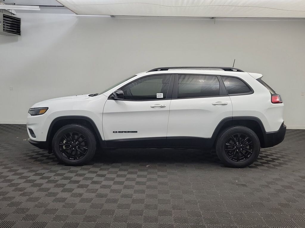 Certified 2023 Jeep Cherokee Altitude Lux SUV