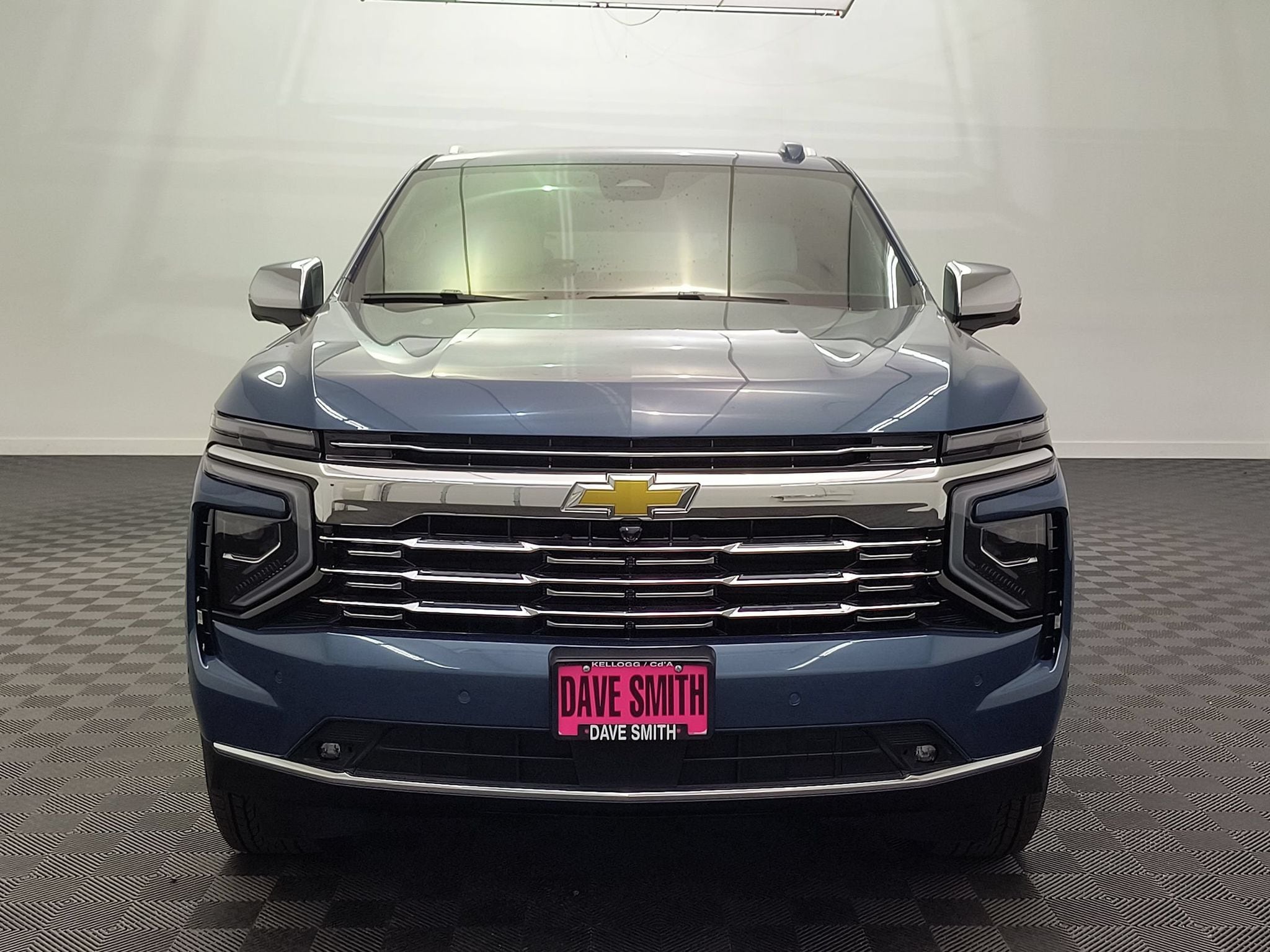 2026 Chevrolet Suburban Premier - Photo 6