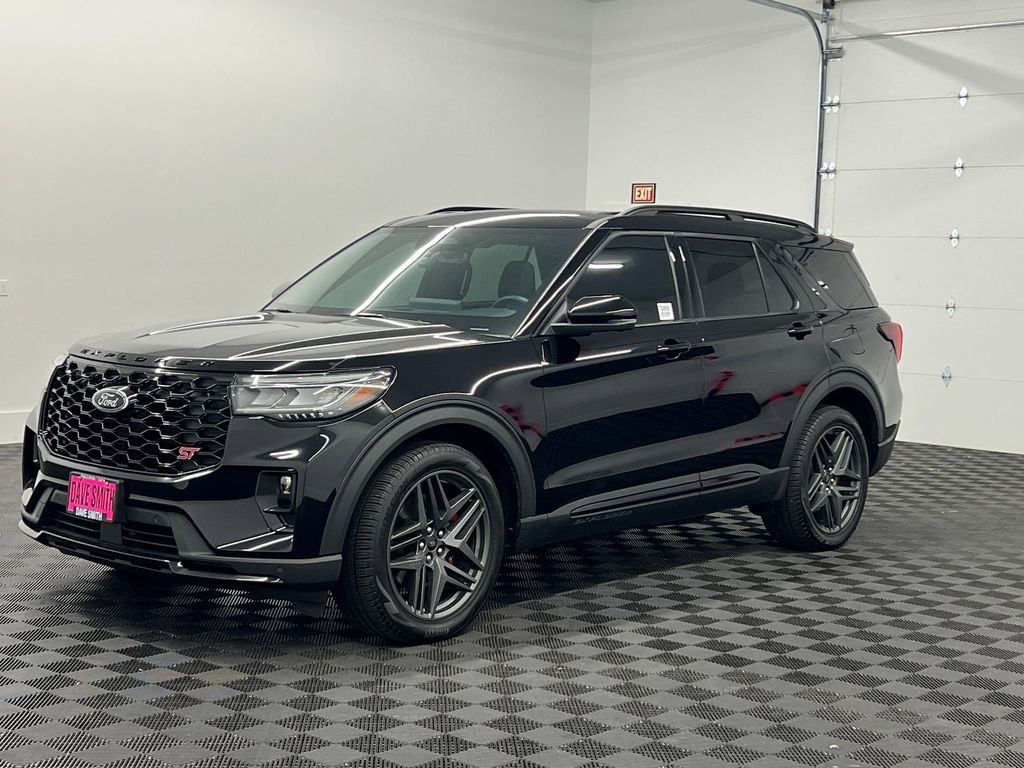 Used 2025 Ford Explorer ST SUV