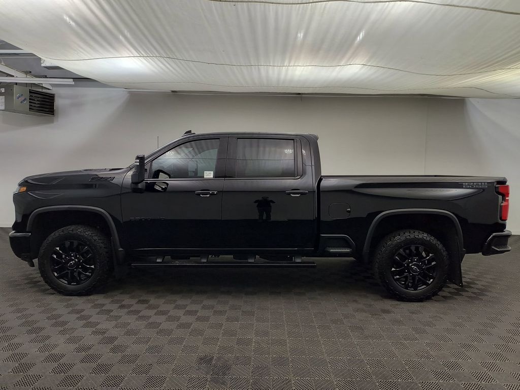 Used 2025 Chevrolet Silverado 2500 LTZ Truck Crew Cab