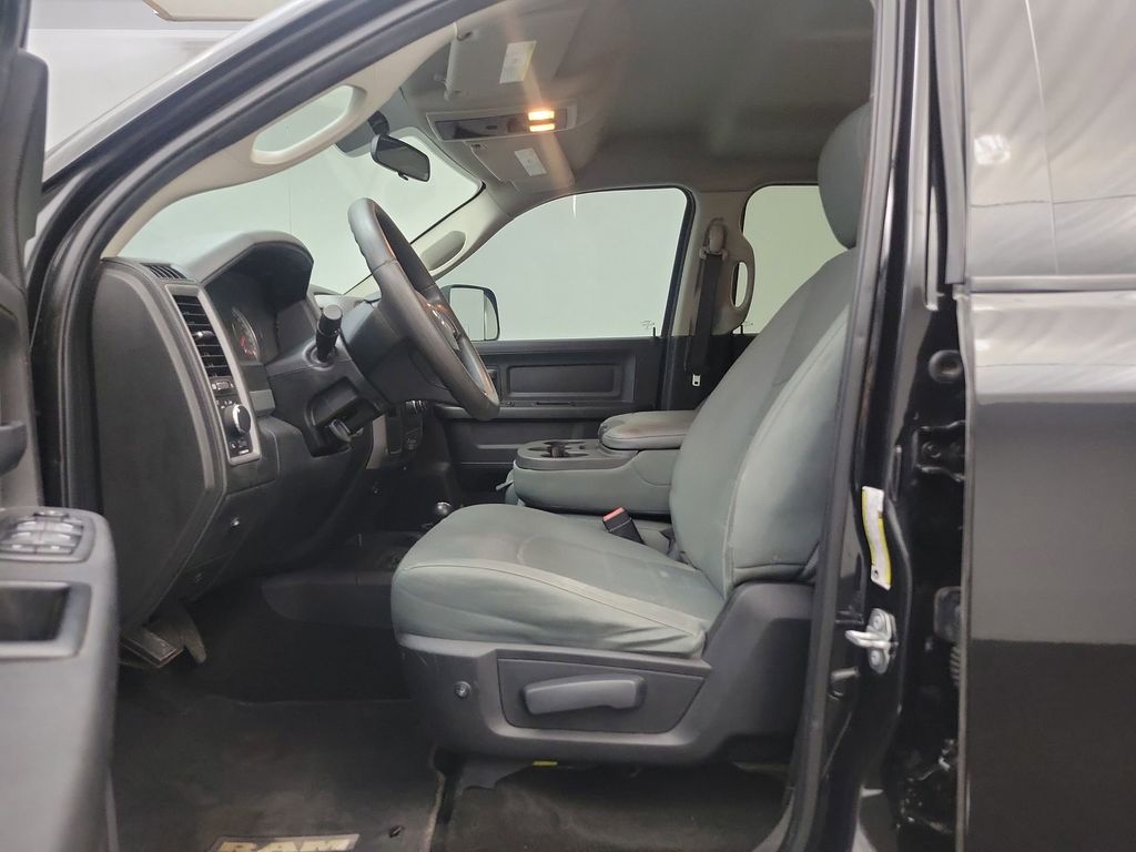 2018 Ram 2500 Tradesman photo 4