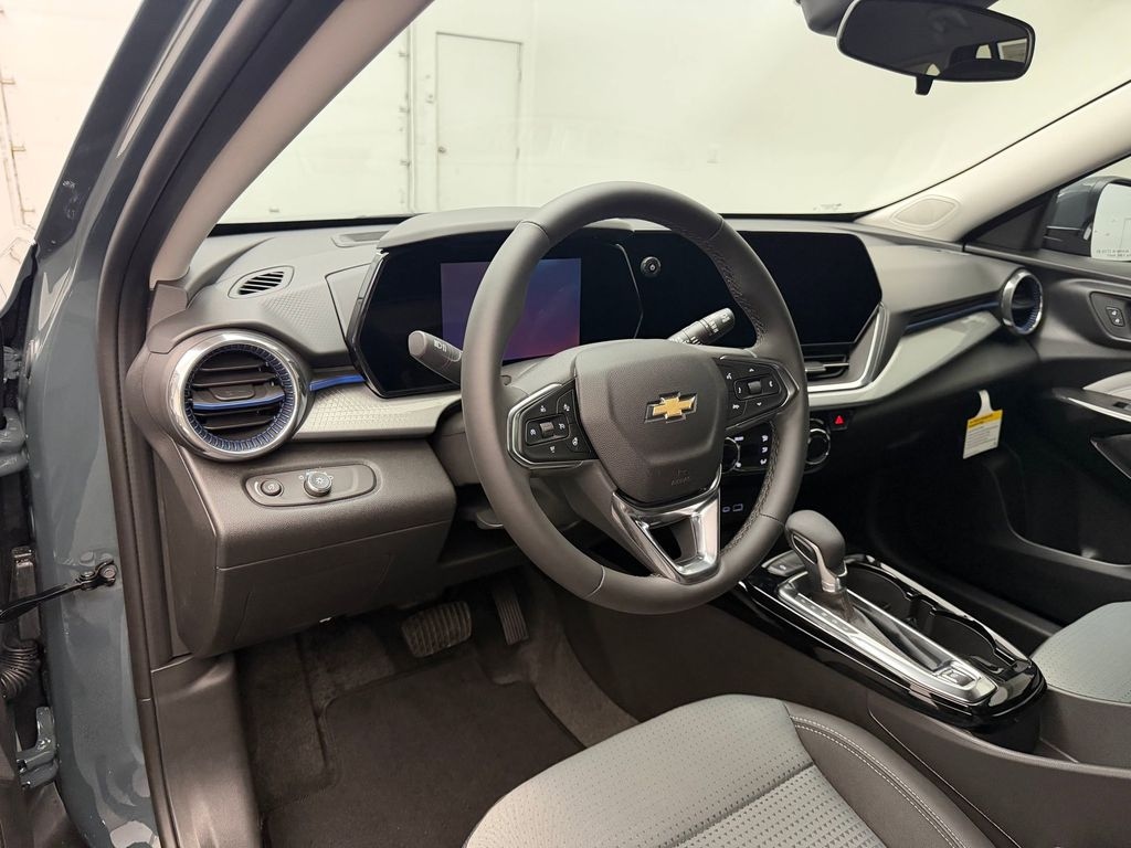 New 2026 Chevrolet Trax LT Sport Utility