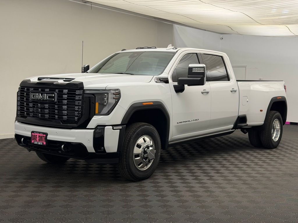 New 2026 GMC Sierra 3500 Denali Ultimate DRW Crew Cab