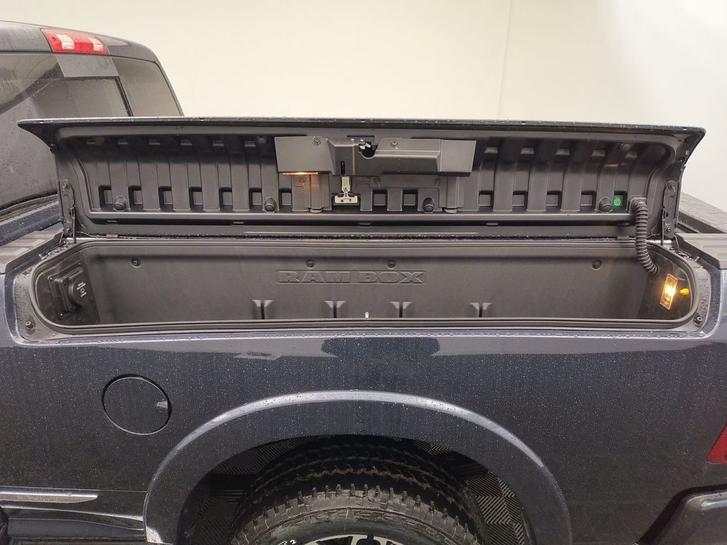 2026 RAM 3500 Limited - Photo 18