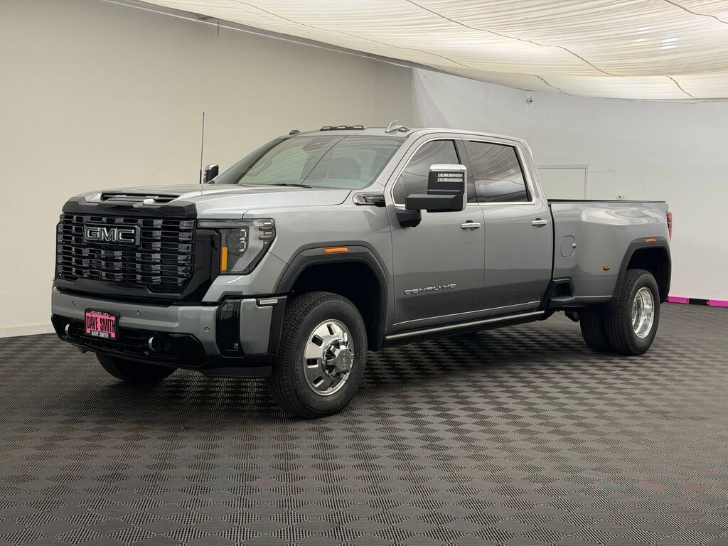 New 2026 GMC Sierra Denali Ultimate DRW Crew Cab