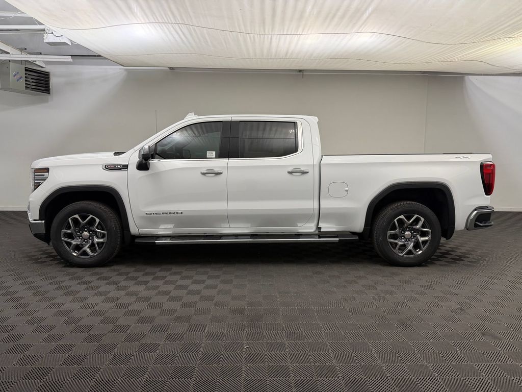 New 2026 GMC Sierra SLT Crew Cab