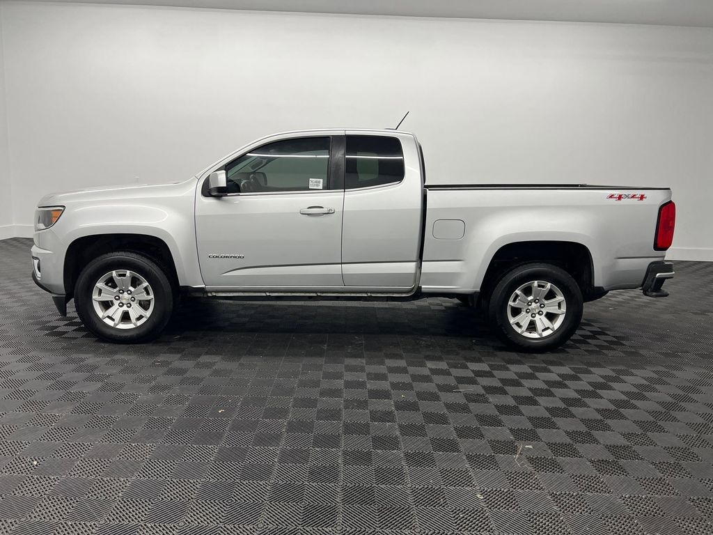 Used 2017 Chevrolet Colorado LT Truck Extended Cab