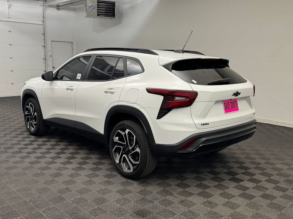 Certified 2025 Chevrolet Trax 2RS SUV
