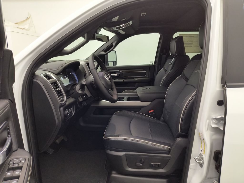 2026 Ram 3500 Laramie photo 4