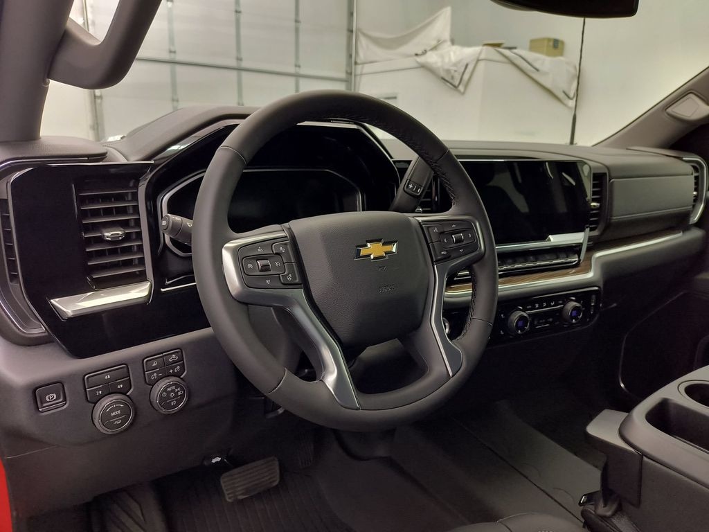 New 2026 Chevrolet Silverado 2500 LT Crew Cab