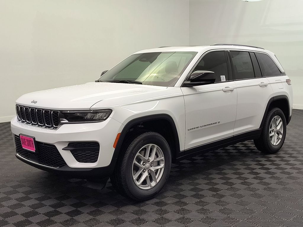 New 2025 Jeep Grand Cherokee Laredo X Sport Utility