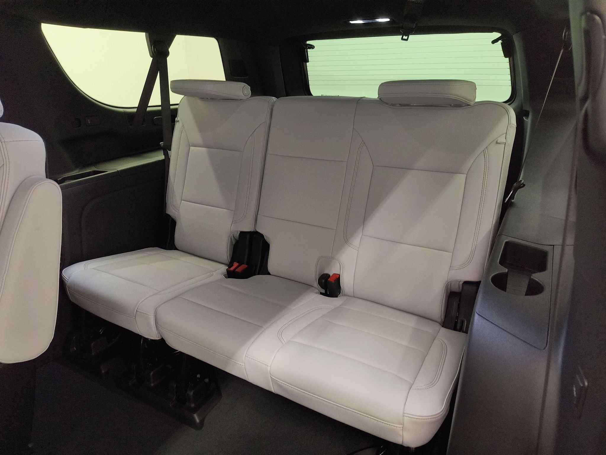 2026 Chevrolet Suburban Premier - Photo 22