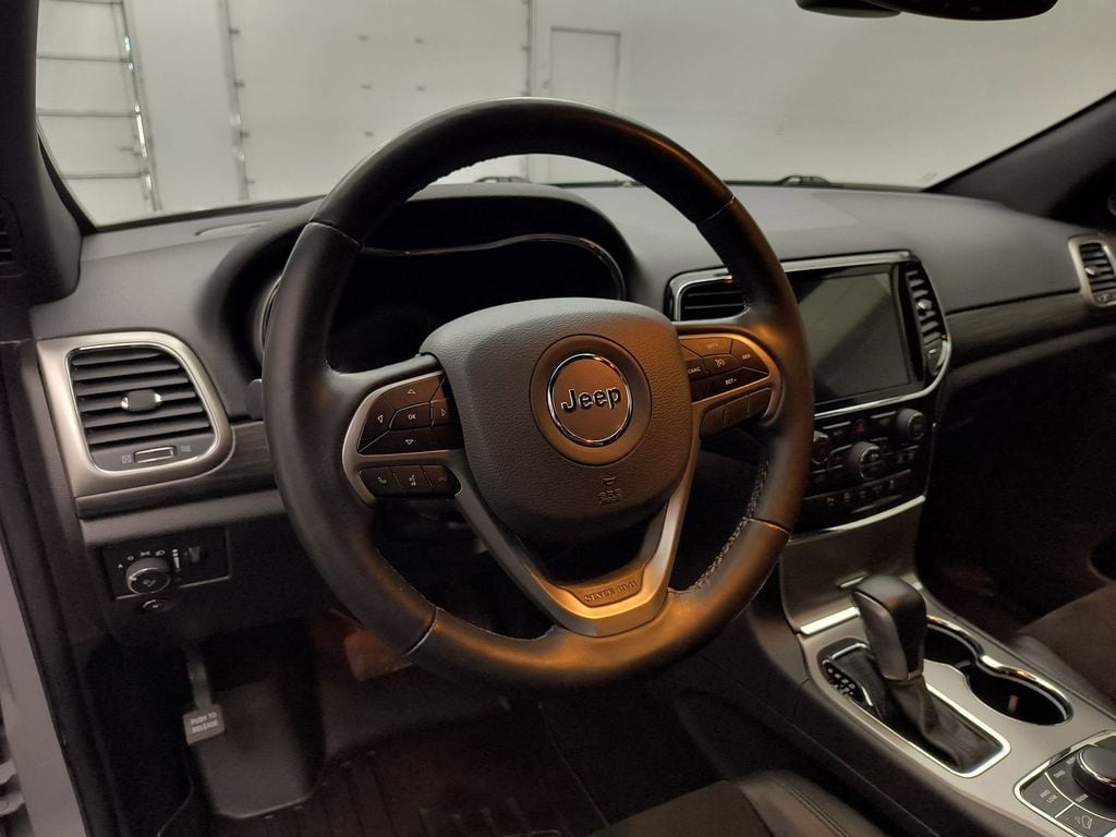 Used 2022 Jeep Grand Cherokee WK Laredo SUV