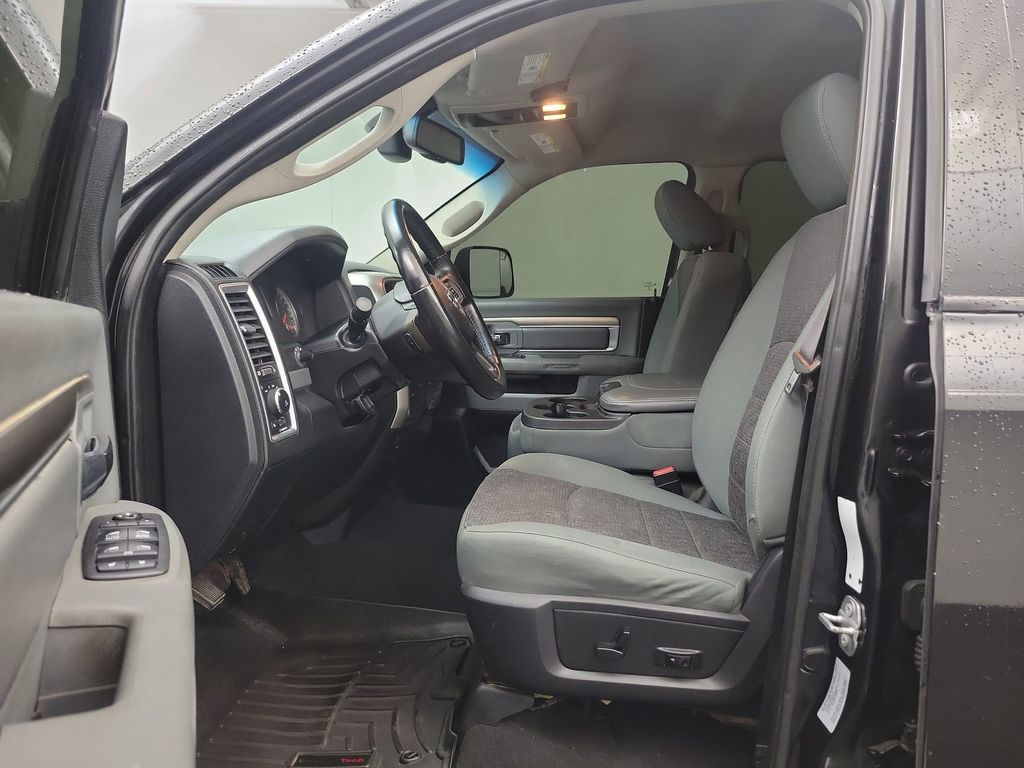 2017 Ram 2500 Big Horn photo 3