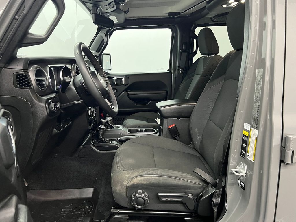 Used 2023 Jeep Gladiator Sport Truck Crew Cab