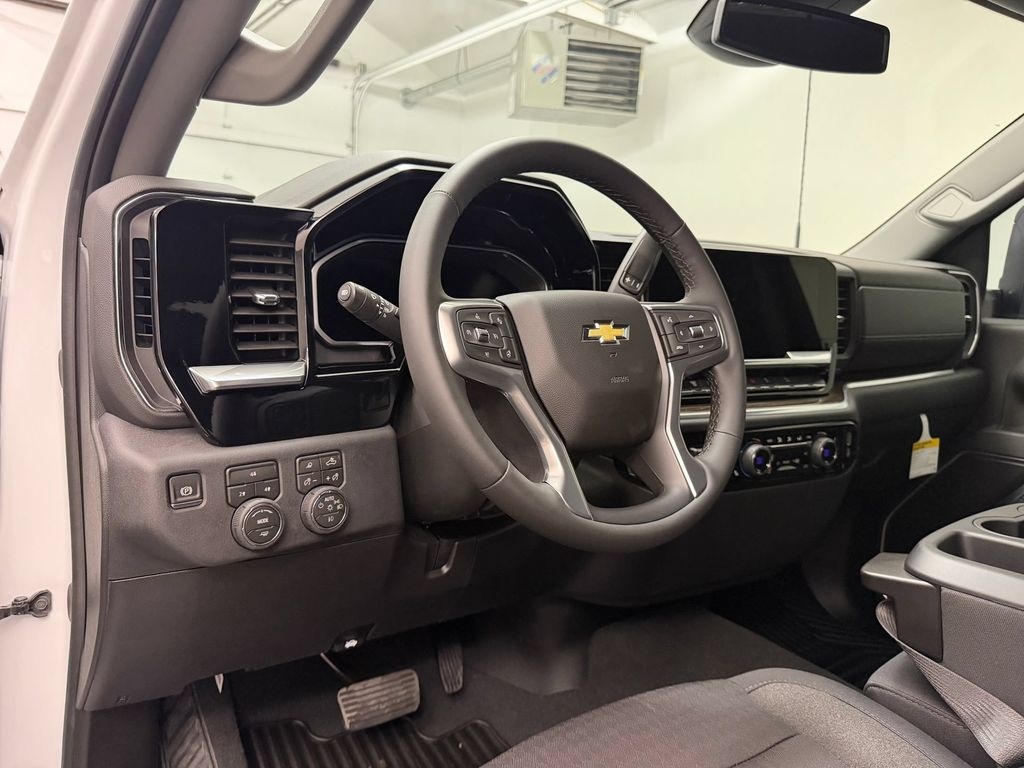 New 2026 Chevrolet Silverado 3500 LT Crew Cab