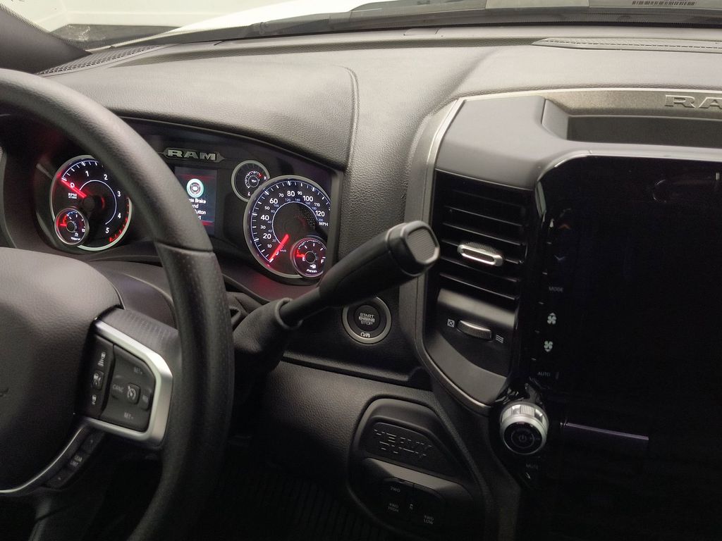 2025 RAM 2500 Tradesman - Photo 21