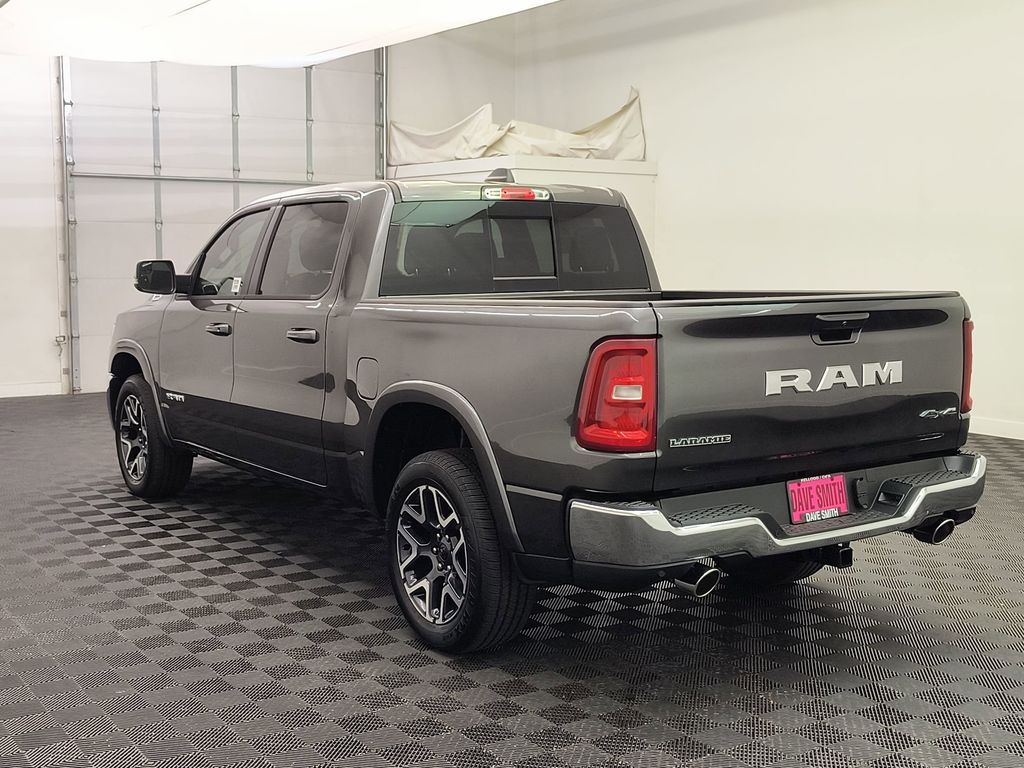 2026 Ram 1500 Laramie photo 3