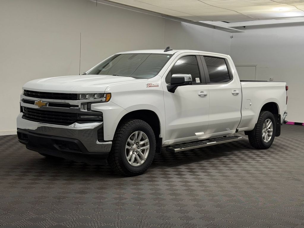 Used 2022 Chevrolet Silverado 1500 LT w/1LT Truck Crew Cab