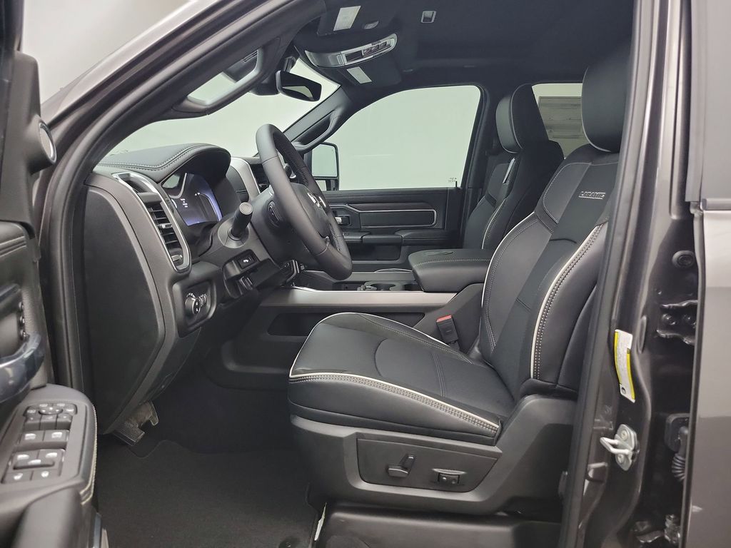 2026 Ram 2500 Laramie photo 4