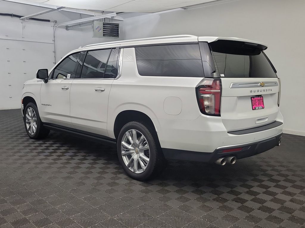 2023 Chevrolet Suburban 1500 High Country photo 3