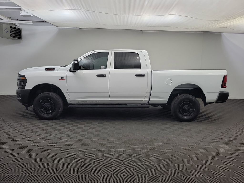 2025 Ram 2500 Tradesman photo 2