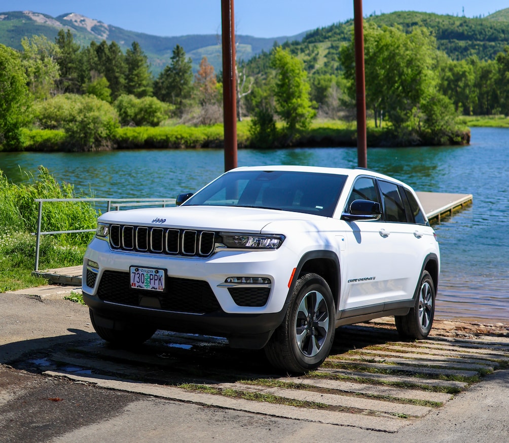 Jeep Grand Cherokee available from Dave Smith Motors