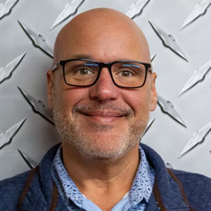 Bobby Cameron - Accessories Team Expert