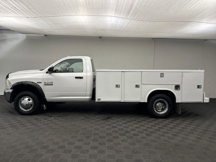 2018 Ram 3500 Chassis Tradesman/SLT Truck Regular Cab