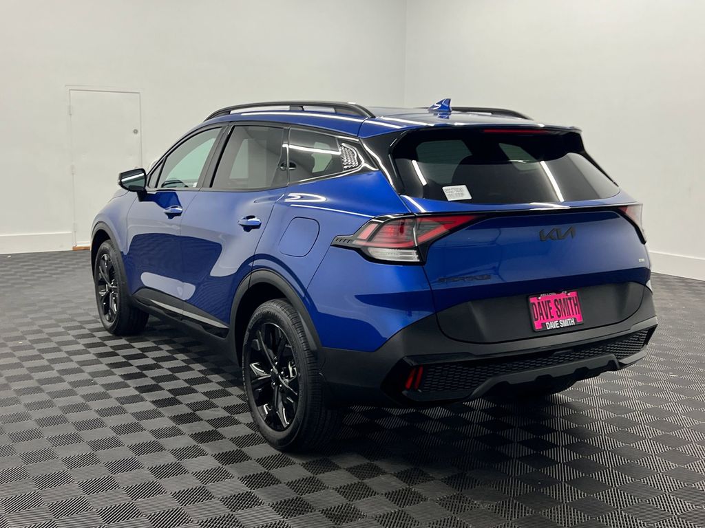 2025 Kia Sportage X-Line photo 3