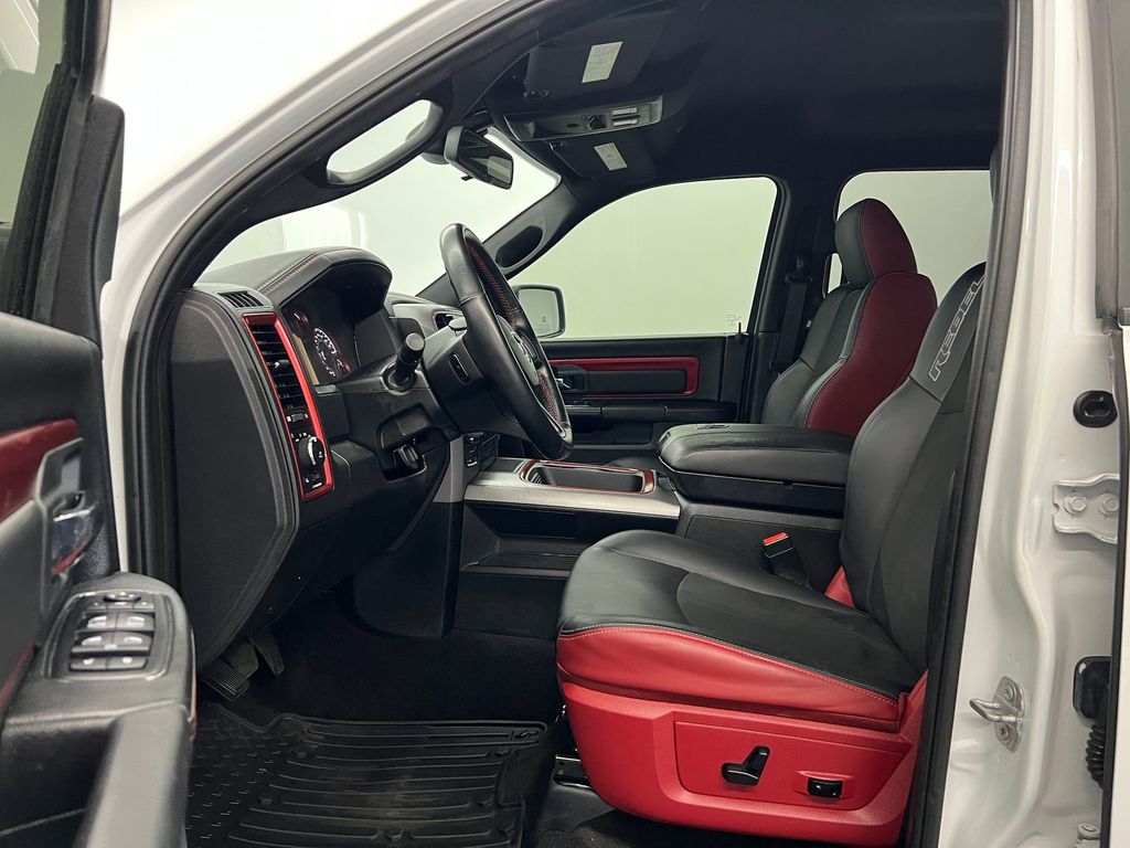 2018 Ram 1500 Rebel photo 4
