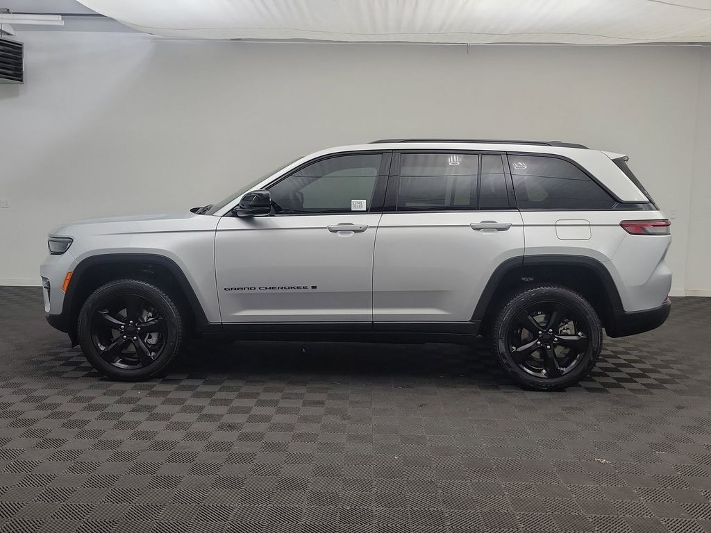 New 2025 Jeep Grand Cherokee Limited SUV