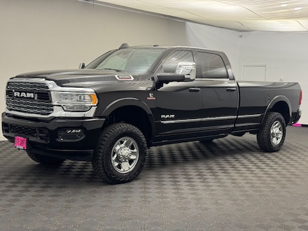 2024 Ram 3500 Limited Truck Crew Cab