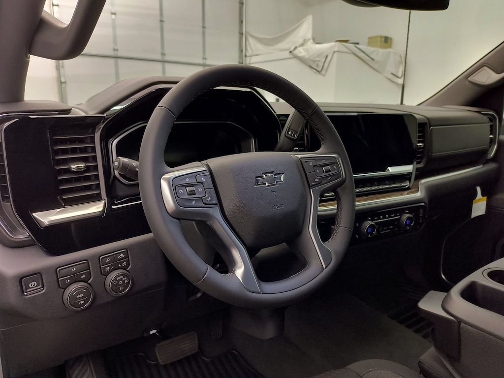New 2026 Chevrolet Silverado 2500 LT Crew Cab