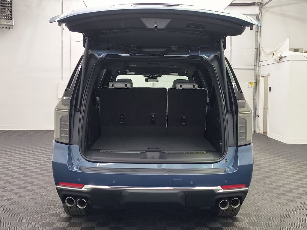 2026 Chevrolet Suburban Premier - Photo 20