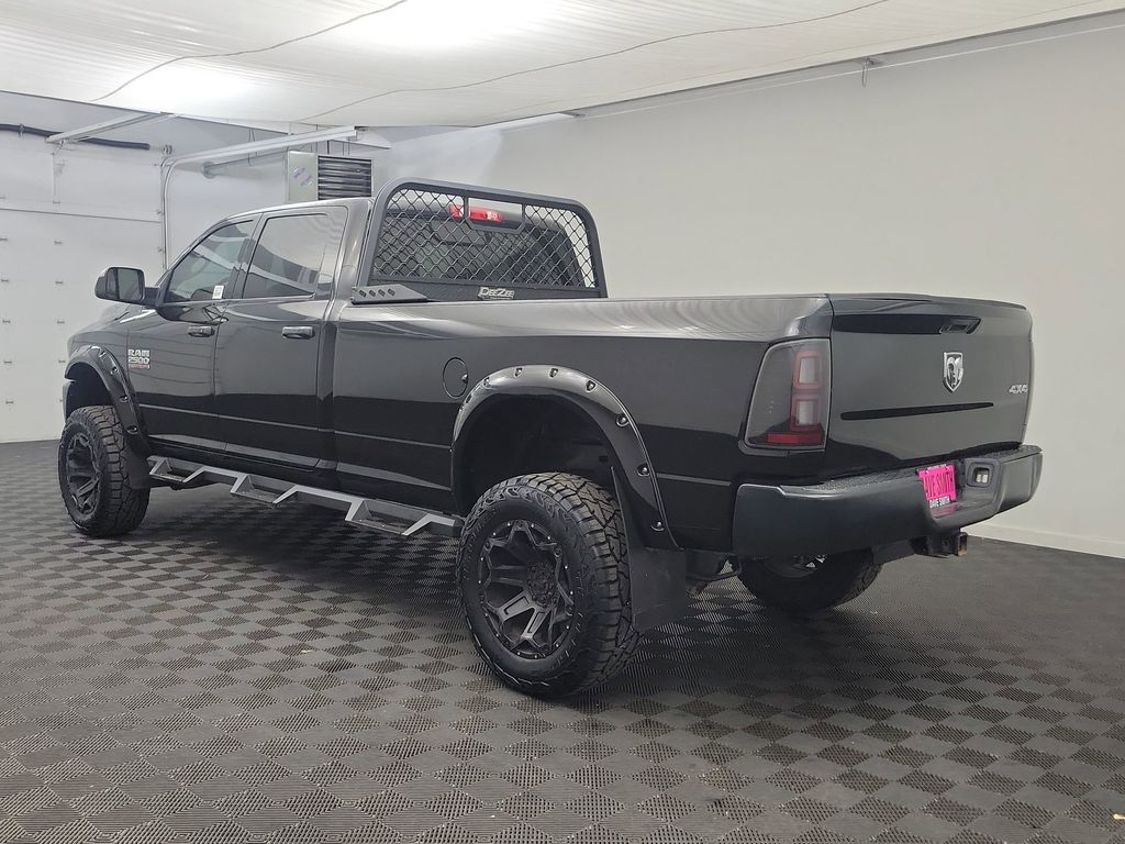 2018 Ram 2500 Tradesman photo 3