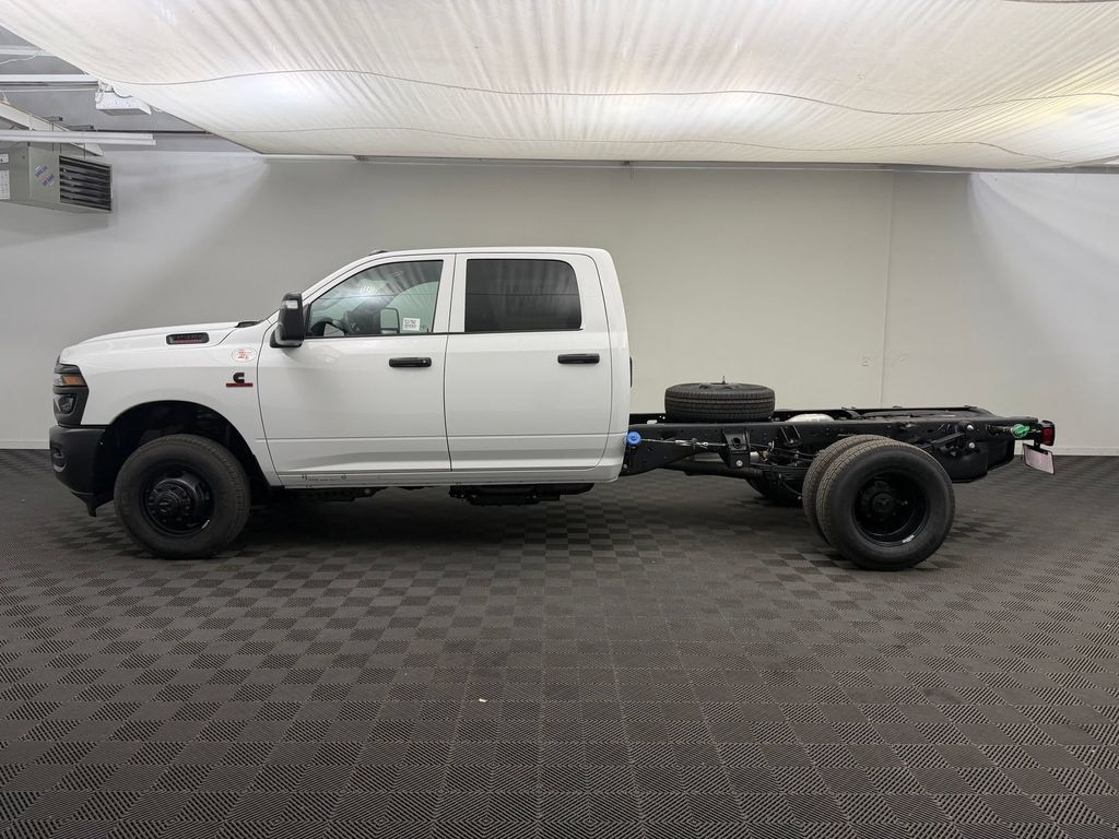 New 2026 Ram 3500 Chassis Crew CAB 4 Door Cab; Crew