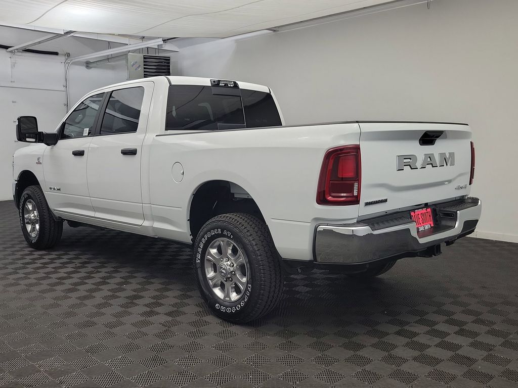 2025 Ram 2500 Big Horn photo 3