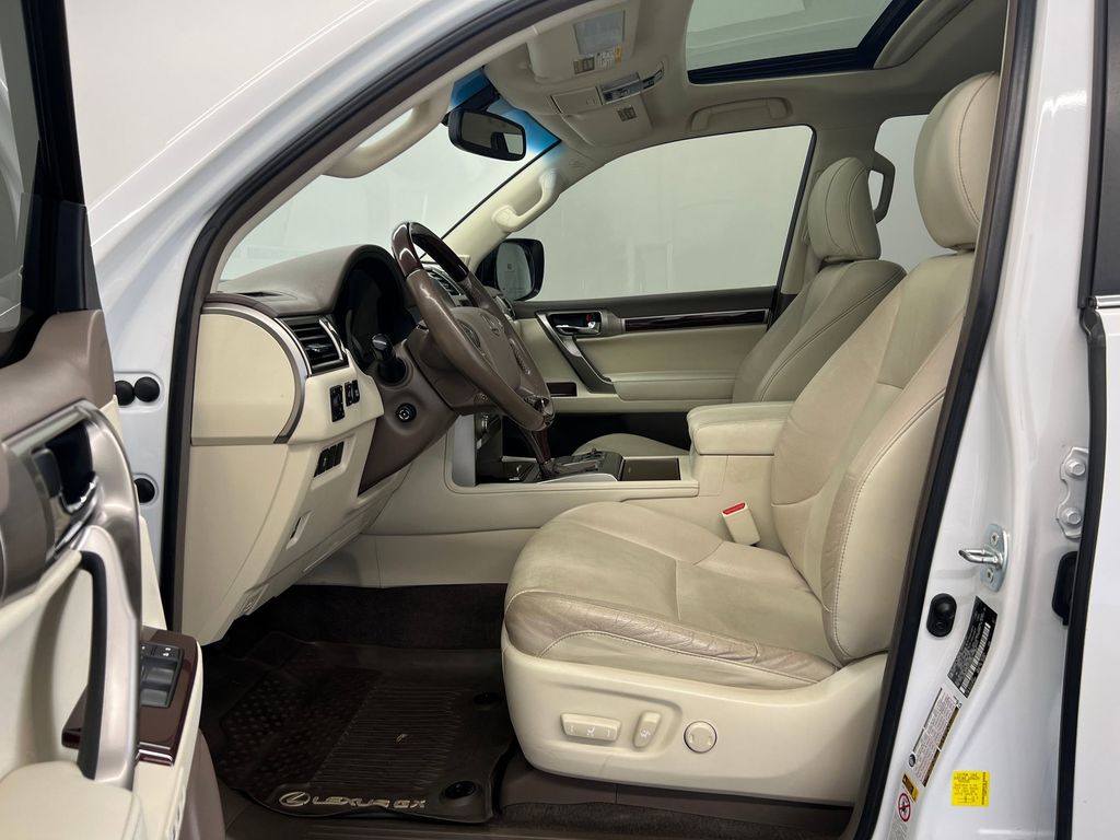 2018 Lexus GX 460 photo 4