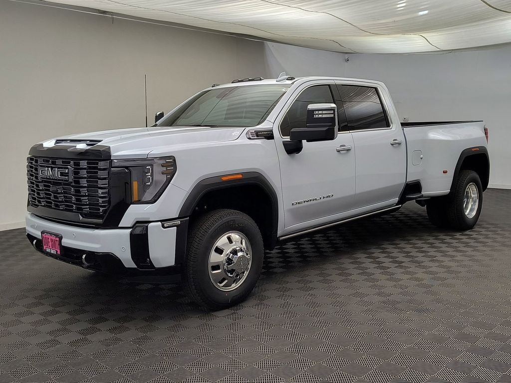 New 2026 GMC Sierra 3500 Denali Ultimate DRW Crew Cab