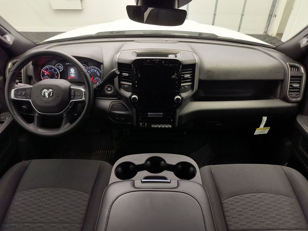 2025 RAM 2500 Tradesman - Photo 12