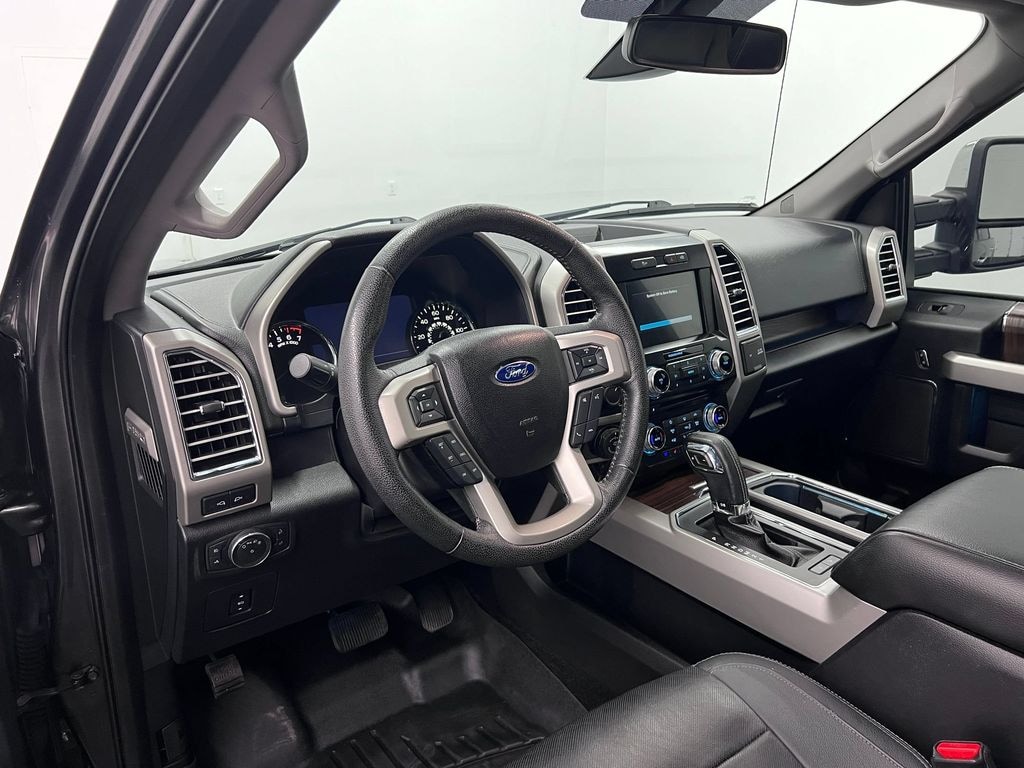 Used 2016 Ford F-150 Lariat Truck SuperCrew Cab