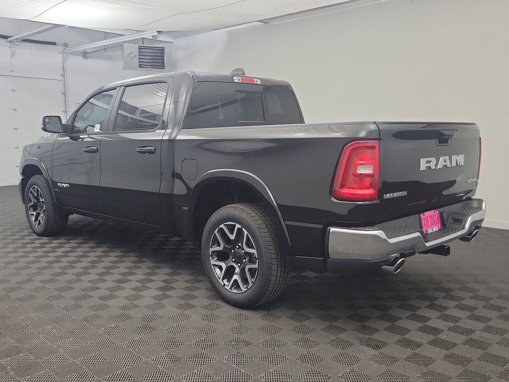 2026 Ram 1500 Laramie photo 3