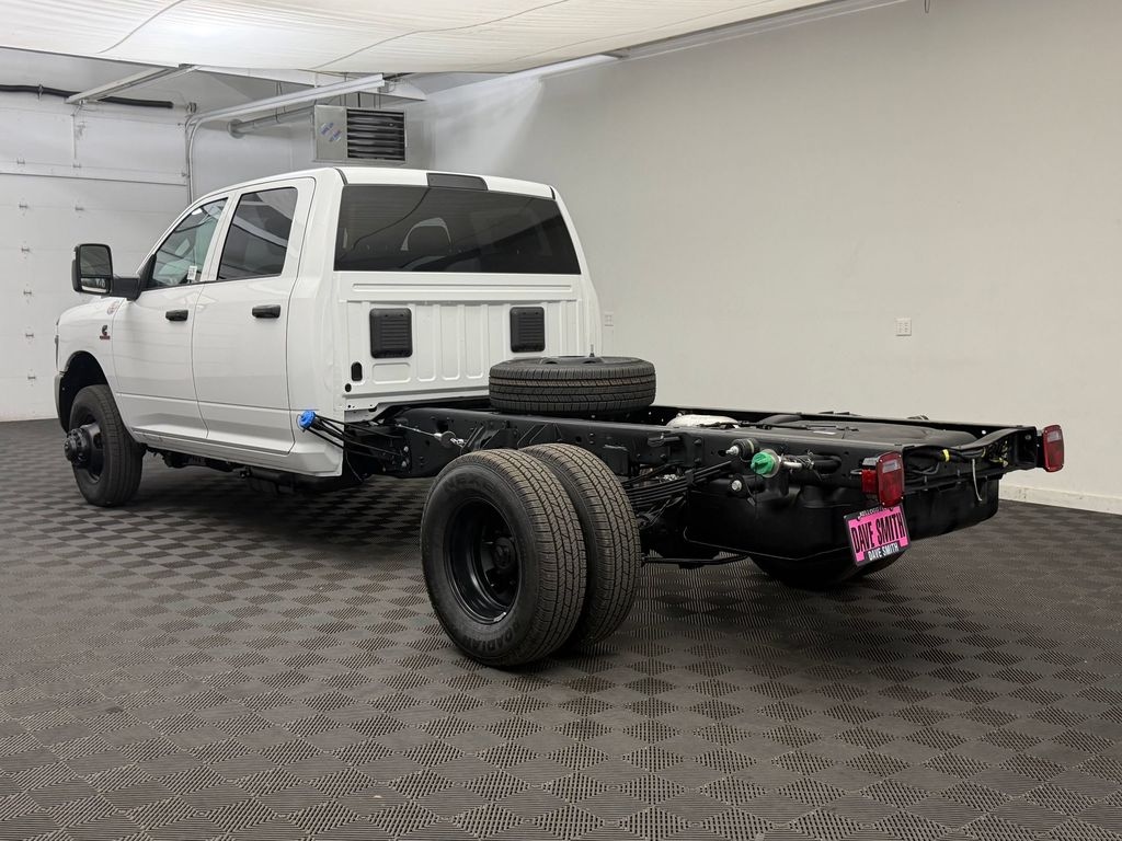 New 2026 Ram 3500 Chassis Crew CAB 4 Door Cab; Crew