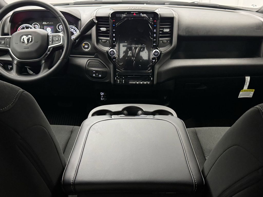 2025 Ram 3500 Tradesman photo 4