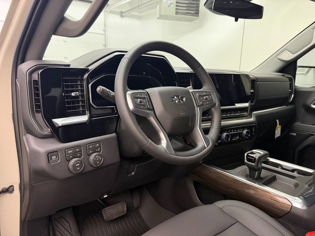 New 2026 Chevrolet Silverado RST Crew Cab