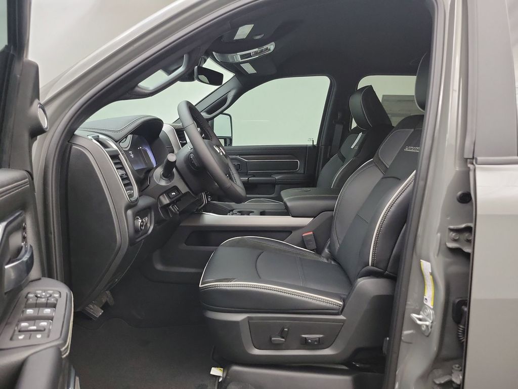 2026 Ram 2500 Laramie photo 4